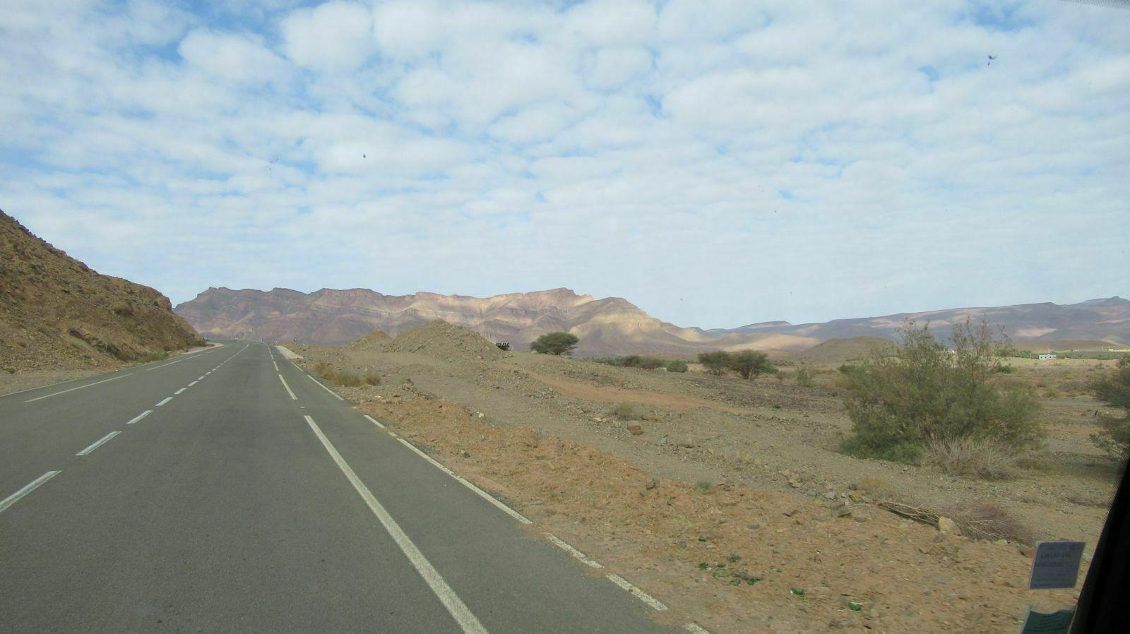 PAYSAGE SUR LA ROUTE