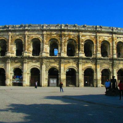LES ARENES DE NIMES