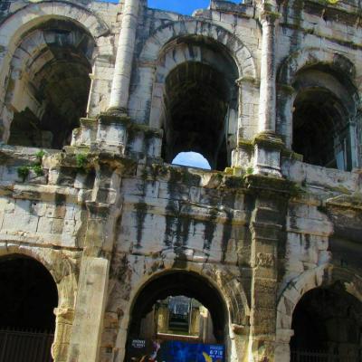 LES ARENES DE NIMES
